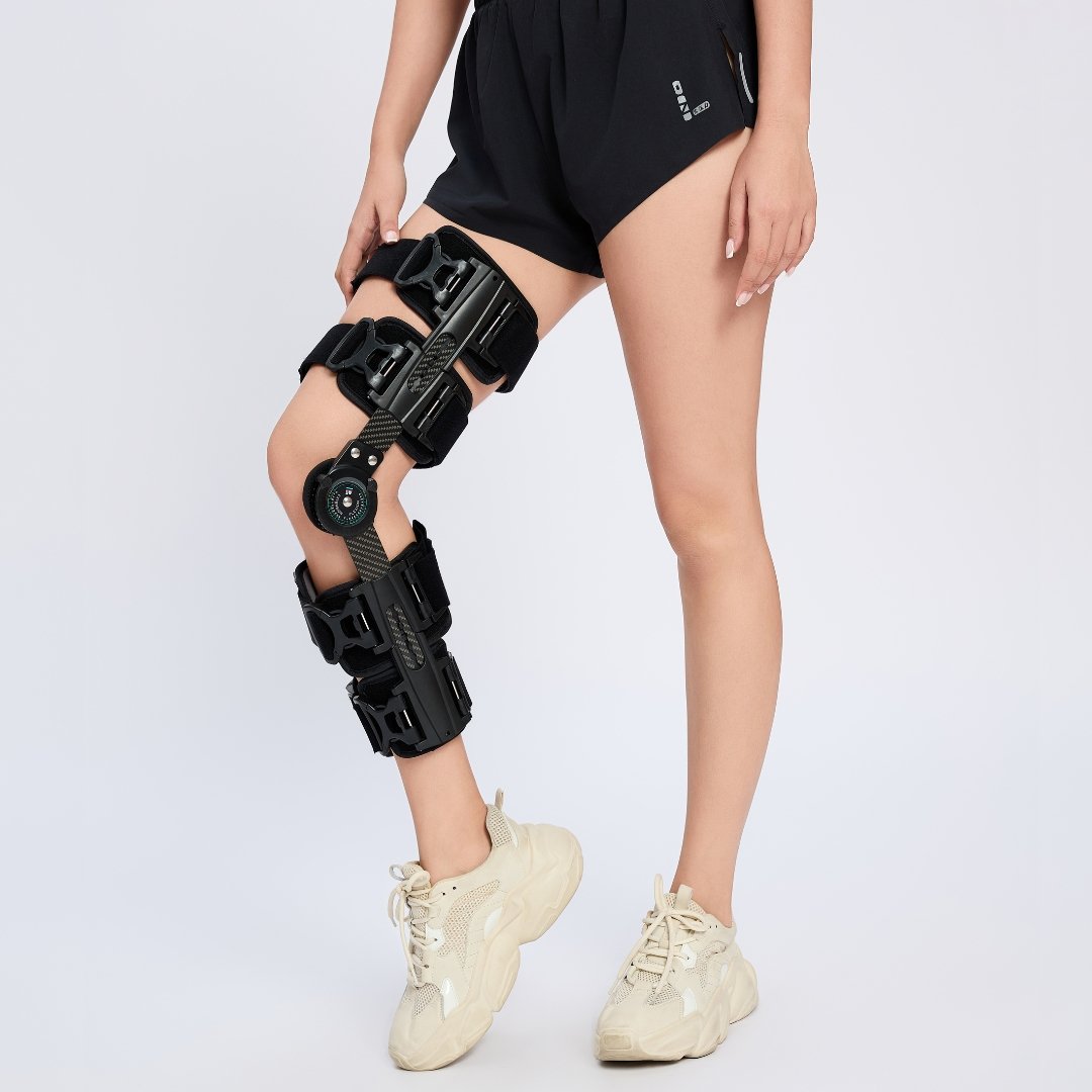 22【KN-ROM-A12】Spacer Fabric Carbon Fiber ROM Knee Brace with Quick Release Buckle Straps - Image 2